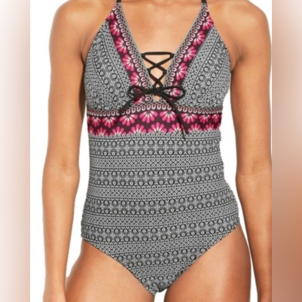 KONA SOL women’s Black Pink pattern One Piece NWT MED lace up adjustable straps